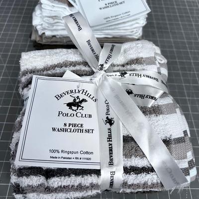(2) sets of NEW Beverly Hills Polo Club Wash Clothes