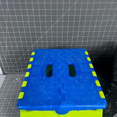 Stepping Stool (2) Black and Green 