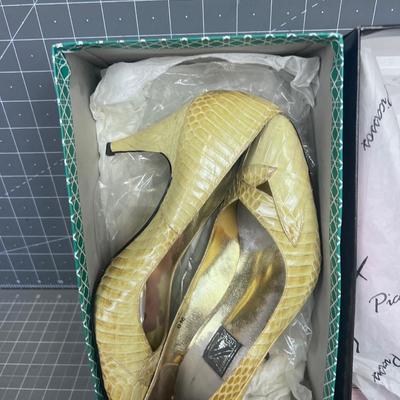Snake Skin Heels Size 8 (4) Pink, Yellow, Silver