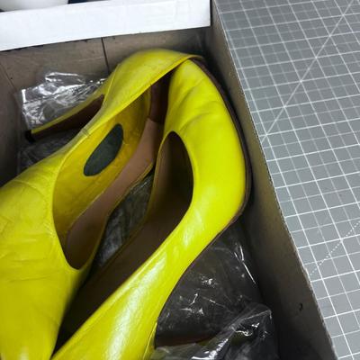 (4) More Women Heels: 2 Toned and Yellow Red/whie and red/black 
