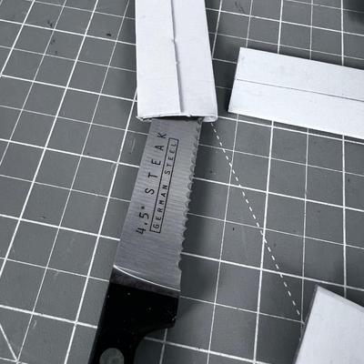  Cooks Essential Steak Knives (12) NEW 