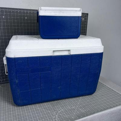 2 - COLEMAN Blue Cooler