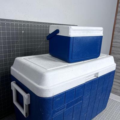 2 - COLEMAN Blue Cooler