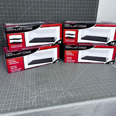 4 Display Collector Case NEW 