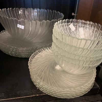Snack Sets with cup and Salad plates with bowls