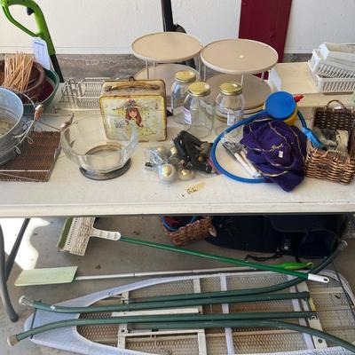 Kitchen and laundry items