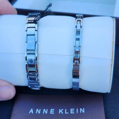 New in Box Anne Klein Women's Bangle Watch & Bella Perlina Charm Bracelet Box Set Of 3