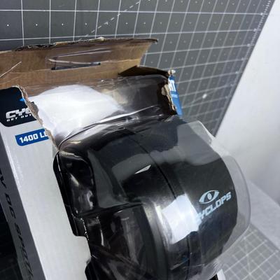 12 Volt Cyclopes SPOT LIGHT 