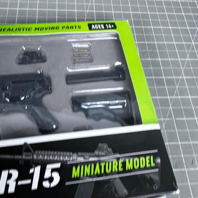 2 Gun Model Kits 
