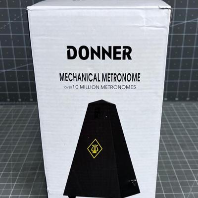 Donner Mechanical Metronome 