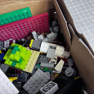 LEGOS 