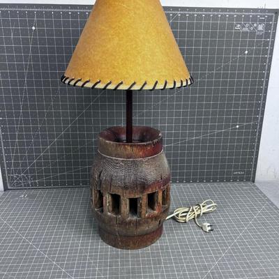 Rustic LAMP Made from a Wagon Wheel Hub m(Amazing and Creative)