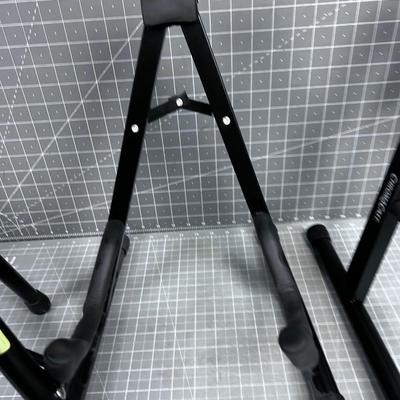 (4) Instrument Stand  