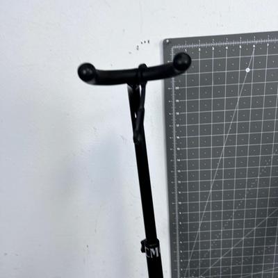 (4) Instrument Stand  