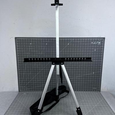 Portable Easel Adjustable Height 