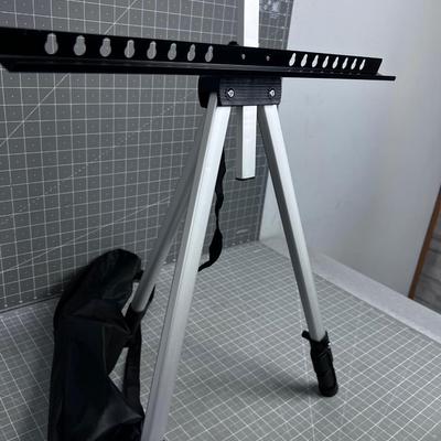 Portable Easel Adjustable Height 