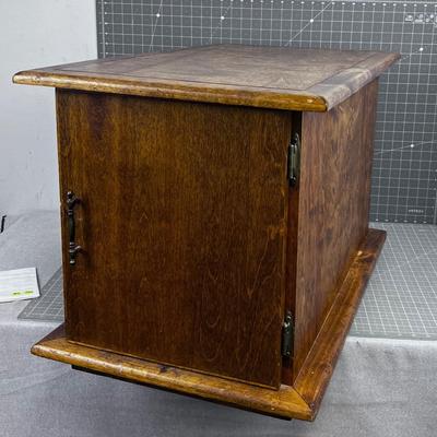 Lovely Walnut End table / Cabinet 