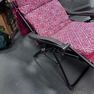 WOW! Outdoor Chair with Sun Shade (red tone) 