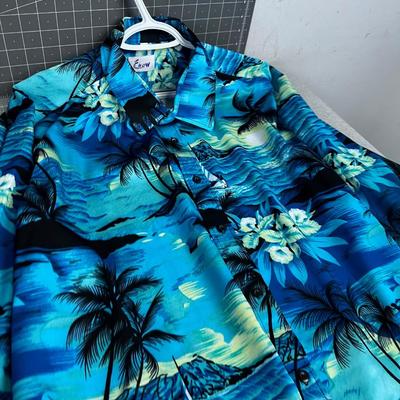 (2) 3XL  HAWAIIAN Button Down Long Sleeve Shirts 