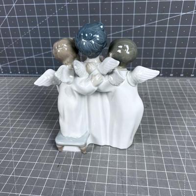LLADRO 3 Angels Group Singing No.4542 