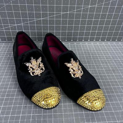 Men's Sz. 8 Black Suede Embellished Shoes 