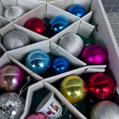 Mixed Lot of Christmas Ornaments