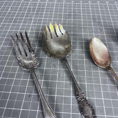 4 Plated Silverware Serving pieces