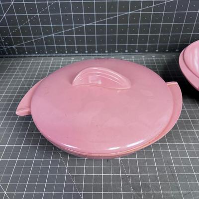BOONTON Melamine Dishes (2) with a Lid