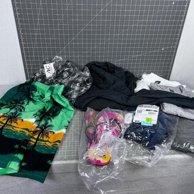 Box full of Clothing  Includes Carhartt Hoodie  Brand NEW