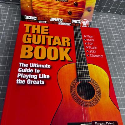 2 Guitar Books 