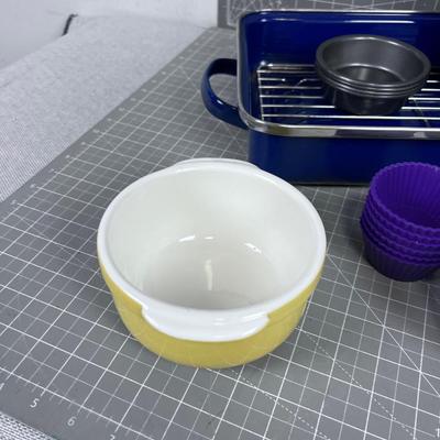 Lots of Cookware & Bakeware
