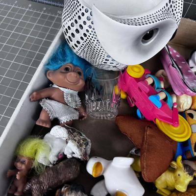 Toys, Miniatures, Decorative Items. Silly stuff. 