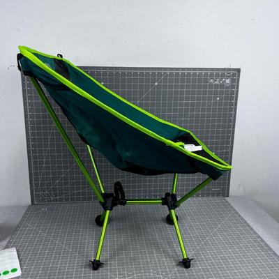 Ultra Light Back Pack Chair, Like NEW 