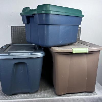 3 Tubs with Lids 