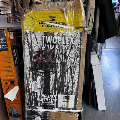 RIVERS EDGE  2 Man Ladder Stand In the BOX