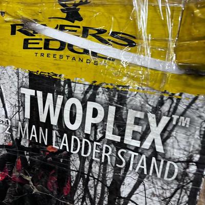 RIVERS EDGE  2 Man Ladder Stand In the BOX