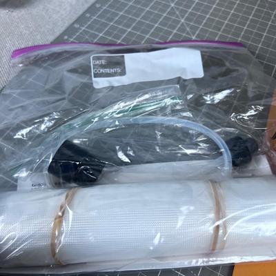 Vacuum Sealer with Extra Bags, Like NEW 