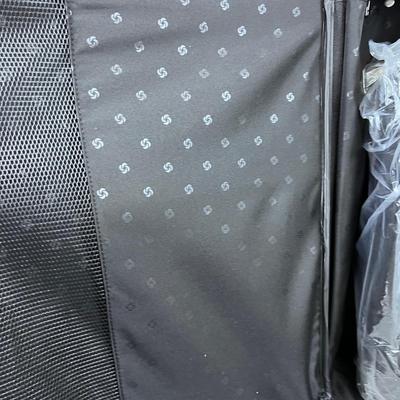 Samsonite Luggage Set  (3) Sizes 