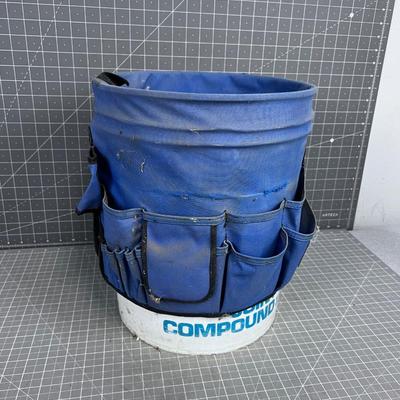 5 Gallon Bucket with tool tote