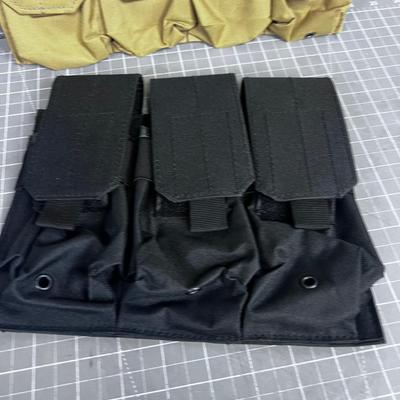 2 Magazine Holders 