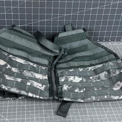 Tactical Molly Vest Digital Camo 