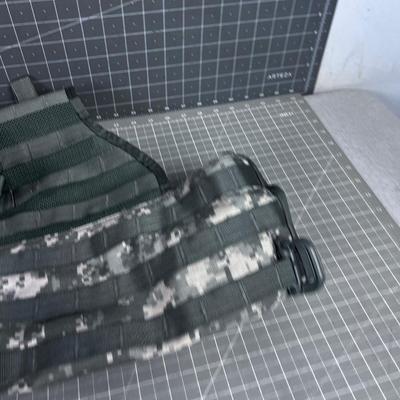 Tactical Molly Vest Digital Camo 