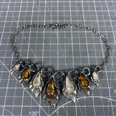Unique Leaf Style Necklace