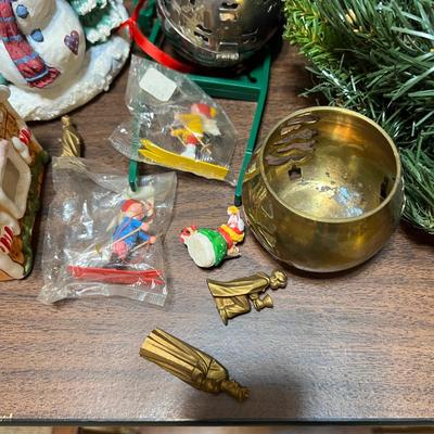 Big Christmas Decor Lot - Some NWT, Dept. 56