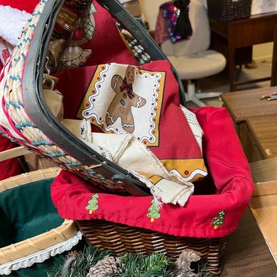 Big Christmas Decor Lot - Some NWT, Dept. 56