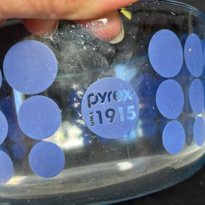 Lot 145 Pyrex!