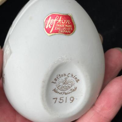 Lot 153 Antique Porcelain