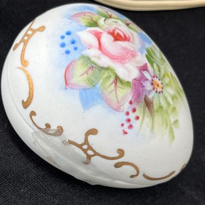 Lot 153 Antique Porcelain