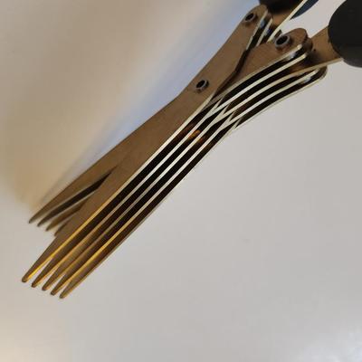 Titanium-Coated Shredder Scissors