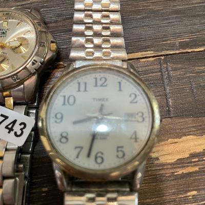 2 men’s watches